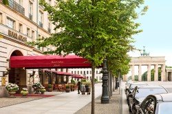 Hotel Adlon Kempinski nahe dem Reichstag Berlin