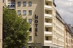 Hotel Dietrich-Bonhoeffer-Haus nahe dem Reichstag Berlin