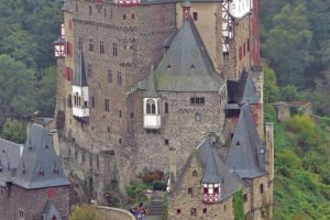 burg-eltz-04